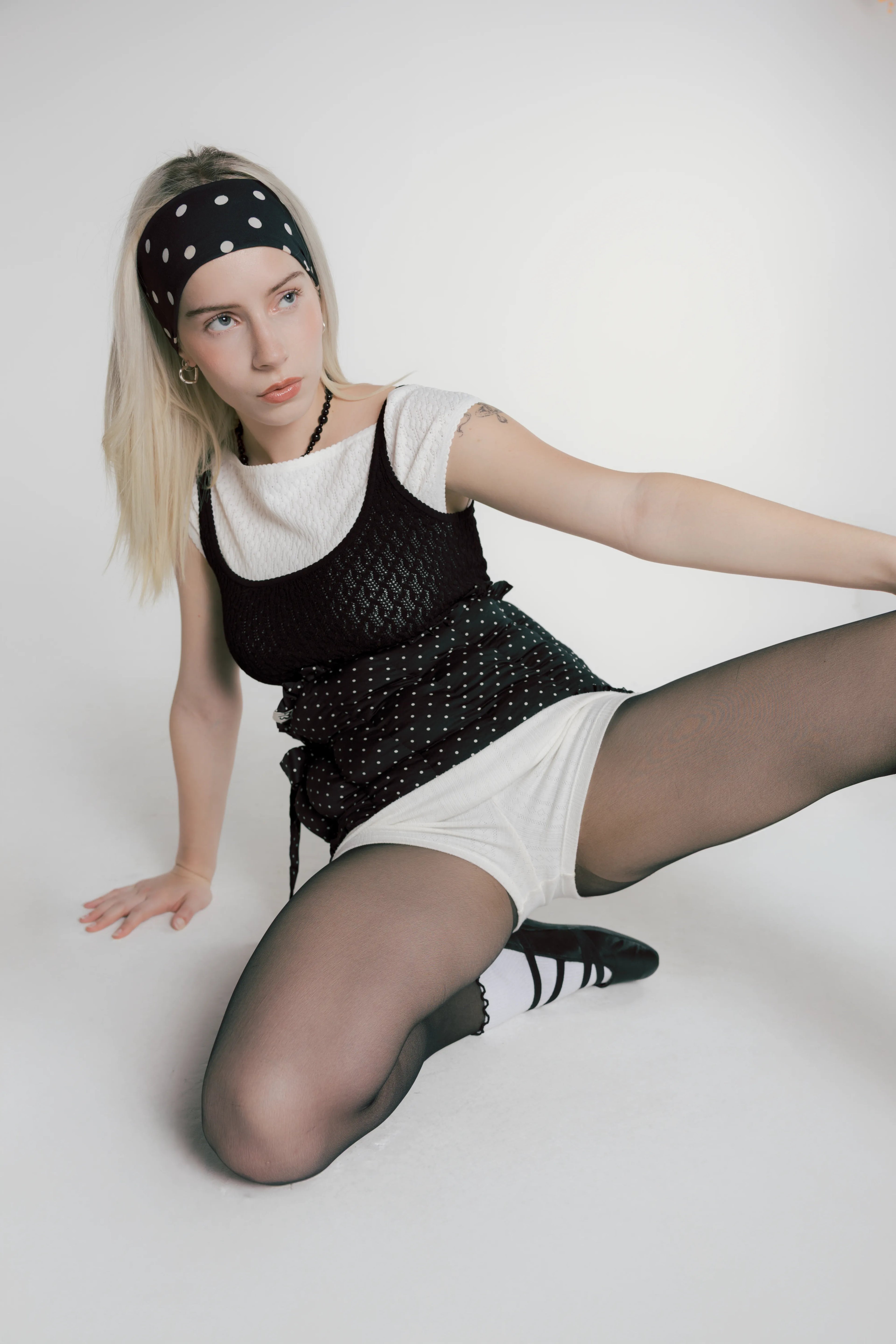 12 PANEL HEATPACK - BLACK POLKADOT