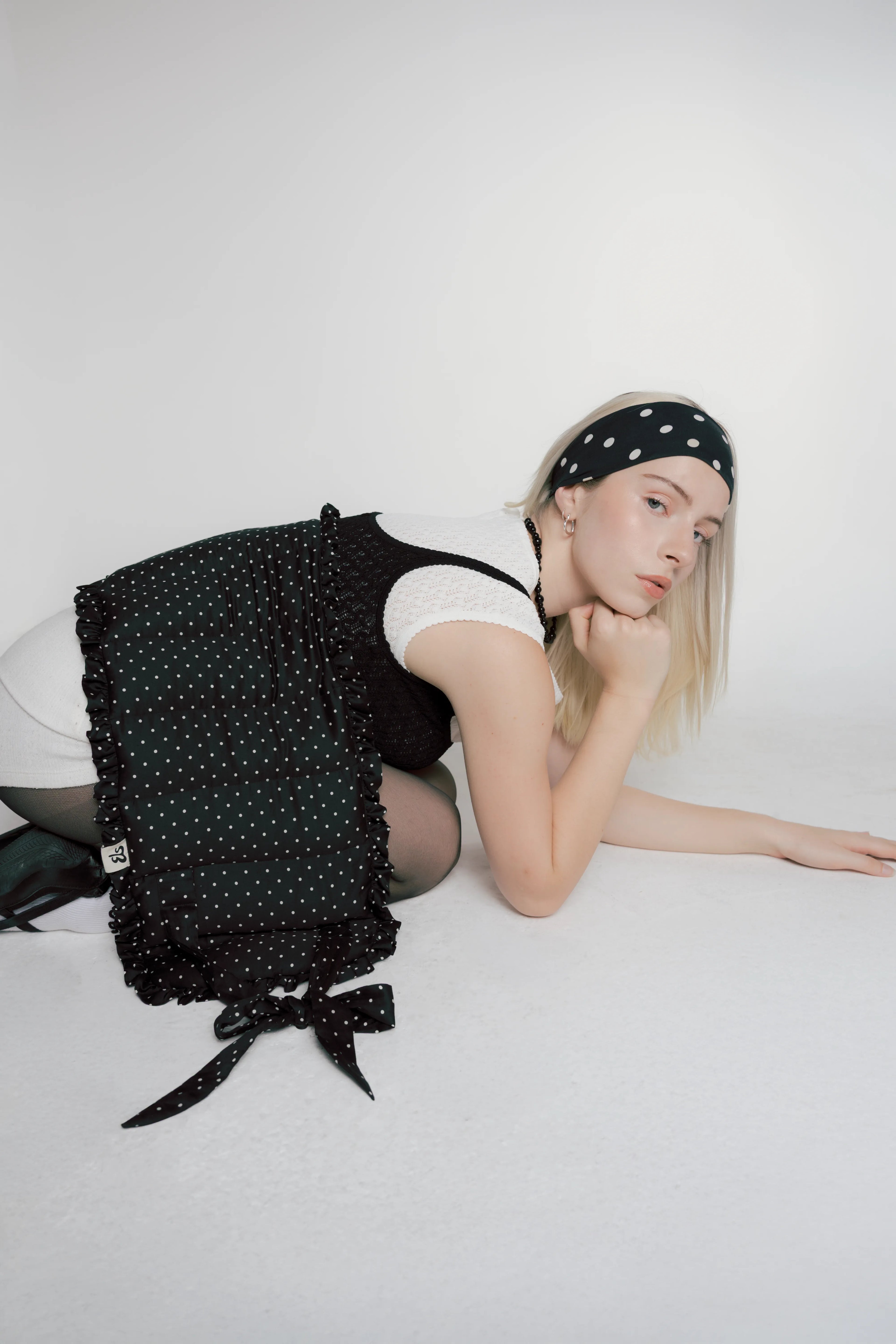 12 PANEL HEATPACK - BLACK POLKADOT